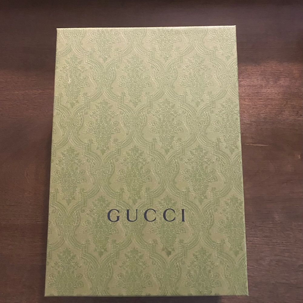 Gucci Green Patterned Gift Box